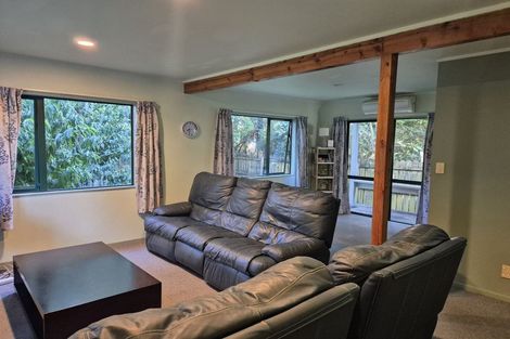 Photo of property in 56a Taikata Road, Te Atatu Peninsula, Auckland, 0610