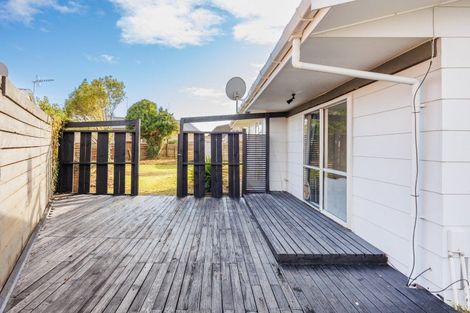 Photo of property in 41 Acacia Street, Kelvin Grove, Palmerston North, 4414