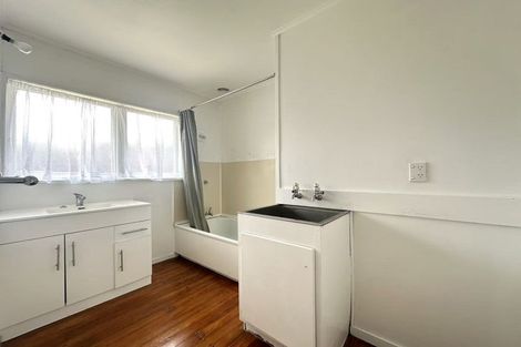 Photo of property in 22 Grande Vue Road, Hillpark, Auckland, 2102