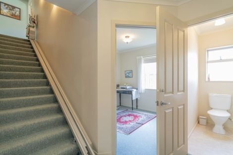 Photo of property in 2 Parkland Place, Whitianga, 3510