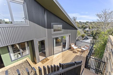 Photo of property in 120a Mangorei Road, Merrilands, New Plymouth, 4312