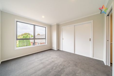 Photo of property in 2/10 Marion Street, Silverstream, Upper Hutt, 5019