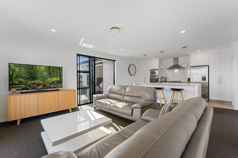 Photo of property in 38 Drabble Crescent, Papamoa Beach, Papamoa, 3118