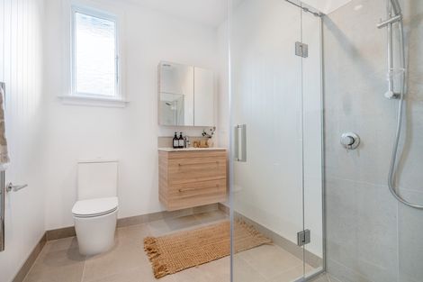 Photo of property in 35 Stapletons Road, Richmond, Christchurch, 8013