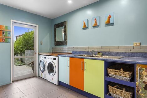 Photo of property in 7 Monks Parade, The Pines Beach, 7630