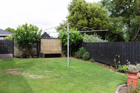 Photo of property in 55 Heta Road, Highlands Park, New Plymouth, 4312