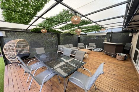 Photo of property in 3 Pohutukawa Place, Karaka, Papakura, 2113