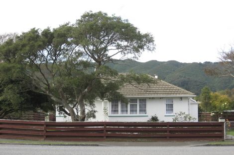 Photo of property in 258 Naenae Road, Naenae, Lower Hutt, 5011