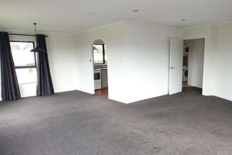 Photo of property in 20 Parkinson Close, Whitby, Porirua, 5024