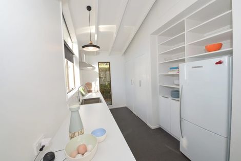 Photo of property in 2/11 Taupata Street, Redcliffs, Christchurch, 8081