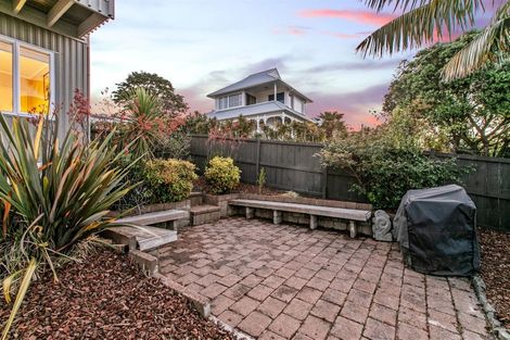 Photo of property in 1/11 Penning Road, Milford, Auckland, 0620