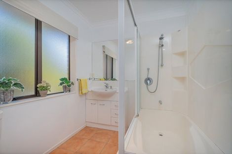 Photo of property in 51 Cholmondeley Crescent, Whitianga, 3510