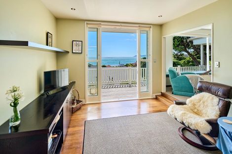 Photo of property in 15 Kainui Road, Raumati South, Paraparaumu, 5032