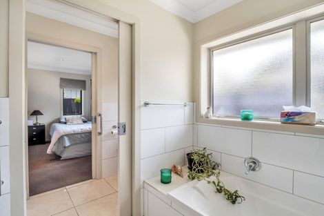 Photo of property in 112b Weraroa Road, Levin, 5510