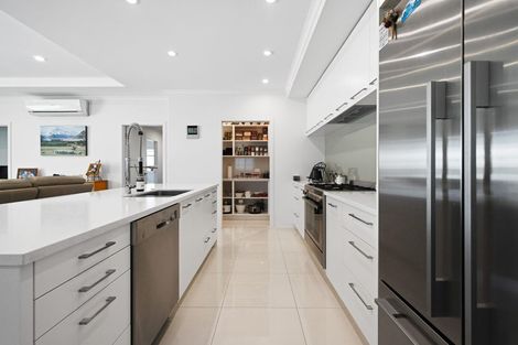 Photo of property in 16 Longbow Terrace, Flagstaff, Hamilton, 3210