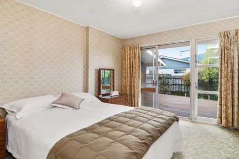 Photo of property in 13 Kamahi Place, Pukehangi, Rotorua, 3015