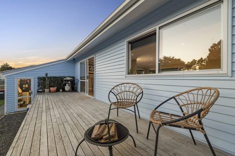 Photo of property in 974 Kahikatea Flat Road, Waitoki, Kaukapakapa, 0871