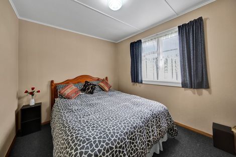 Photo of property in 56 Reid Avenue, Hawera, 4610