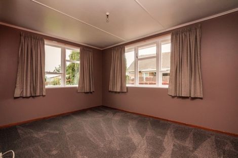 Photo of property in 52 Conway Crescent, Glengarry, Invercargill, 9810