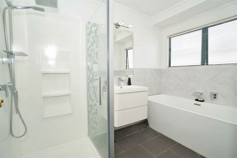 Photo of property in 36 John Webb Drive, Glenview, Hamilton, 3206