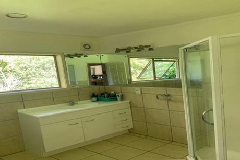 Photo of property in 3 Tinopai Road, Titirangi, Auckland, 0604