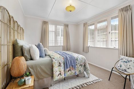 Photo of property in 13 Greer Crescent, Tawa, Wellington, 5028