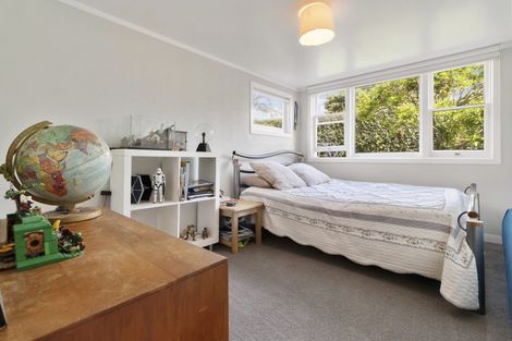 Photo of property in 38 Omokoroa Road, Omokoroa, 3114