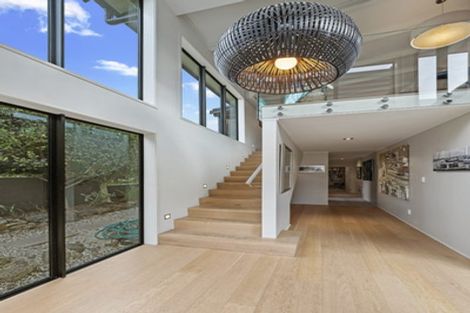 Photo of property in 2/27 Churchill Road, Murrays Bay, Auckland, 0630