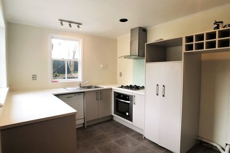 Photo of property in 2/42c Schnapper Rock Road, Schnapper Rock, Auckland, 0632