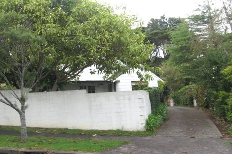 Photo of property in 54 Holyoake Place, Chatswood, Auckland, 0626