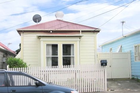 Photo of property in 27 Normanby Street, Newtown, Wellington, 6021