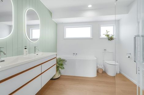 Photo of property in 13 Knightsbridge Place, Dinsdale, Hamilton, 3204