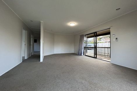 Photo of property in 25 Ward Crescent, Te Atatu Peninsula, Auckland, 0610