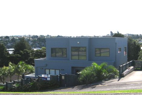 Photo of property in 7 Howard Road, Northcote, Auckland, 0627