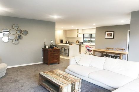 Photo of property in 11 Jaedee Court, Howick, Auckland, 2014