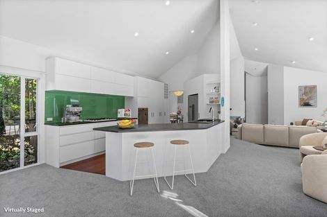 Photo of property in 296 Oaia Road, Muriwai, Waimauku, 0881