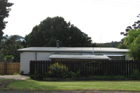 Photo of property in 3 Ferndale Avenue, Leigh, 0985