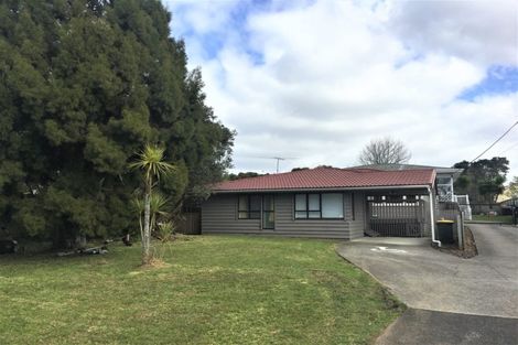 Photo of property in 213 Portage Road, Green Bay, Auckland, 0604