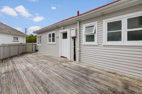 Photo of property in 20 Peel Place, Wainuiomata, Lower Hutt, 5014