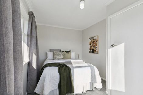 Photo of property in 3 Grenfell Drive, Karori, Wellington, 6012