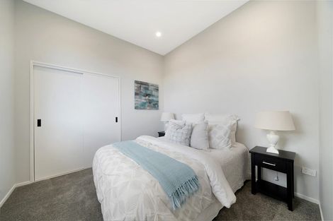 Photo of property in 41 Mcindoe Road, Kumeu, 0810