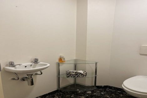 Photo of property in Mon Desir Apartments, 173 Hurstmere Road, Takapuna, Auckland, 0622