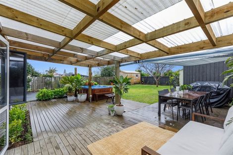 Photo of property in 205a Dickson Road, Papamoa Beach, Papamoa, 3118