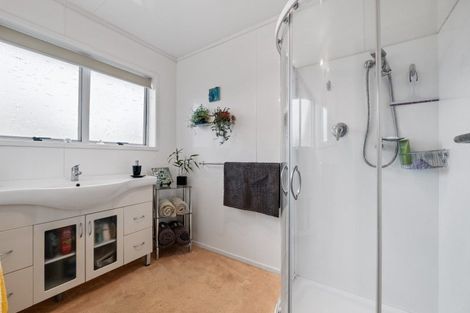 Photo of property in 50 Cutfield Street, Inglewood, 4330