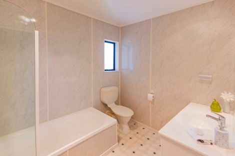 Photo of property in 30 Rathmar Drive, Manurewa, Auckland, 2105