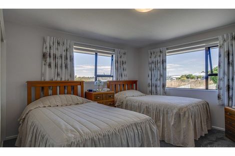 Photo of property in 6 Ellesmere Place, Oceanview, Timaru, 7910