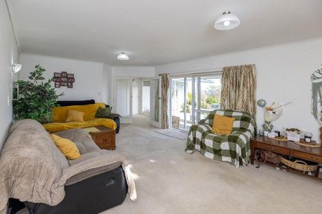 Photo of property in 9 Kotare Street, Waikanae, 5036