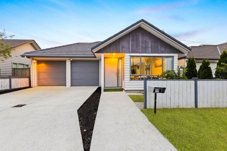 Photo of property in 19 Kotuku Crescent, Takanini, 2112