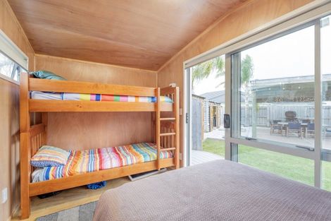 Photo of property in 5 Aquila Drive, Whitianga, 3510