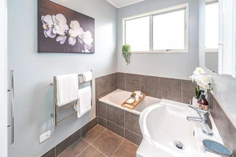 Photo of property in 4a Tainui Street, Castlecliff, Whanganui, 4501